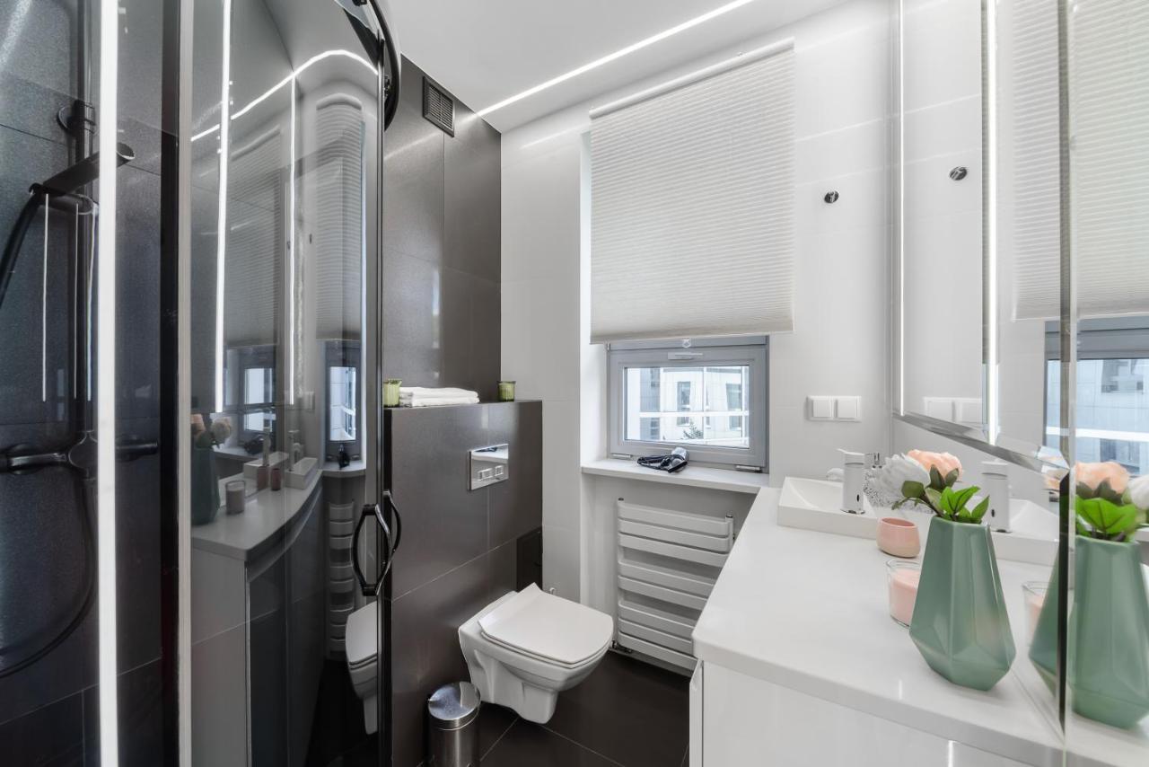 Luxury Apartments Near Warsaw Uprising Museum Экстерьер фото